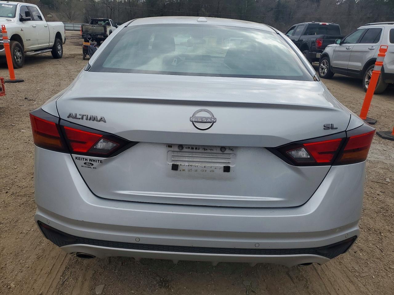2023 Nissan Altima 2.5 Sl - Image 6