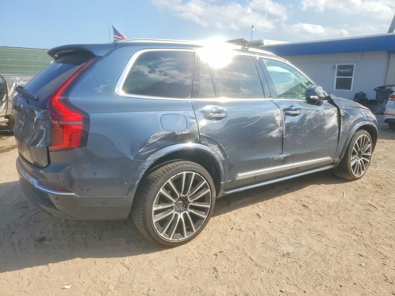 2025 Volvo Xc90 Ultra - Фото 3