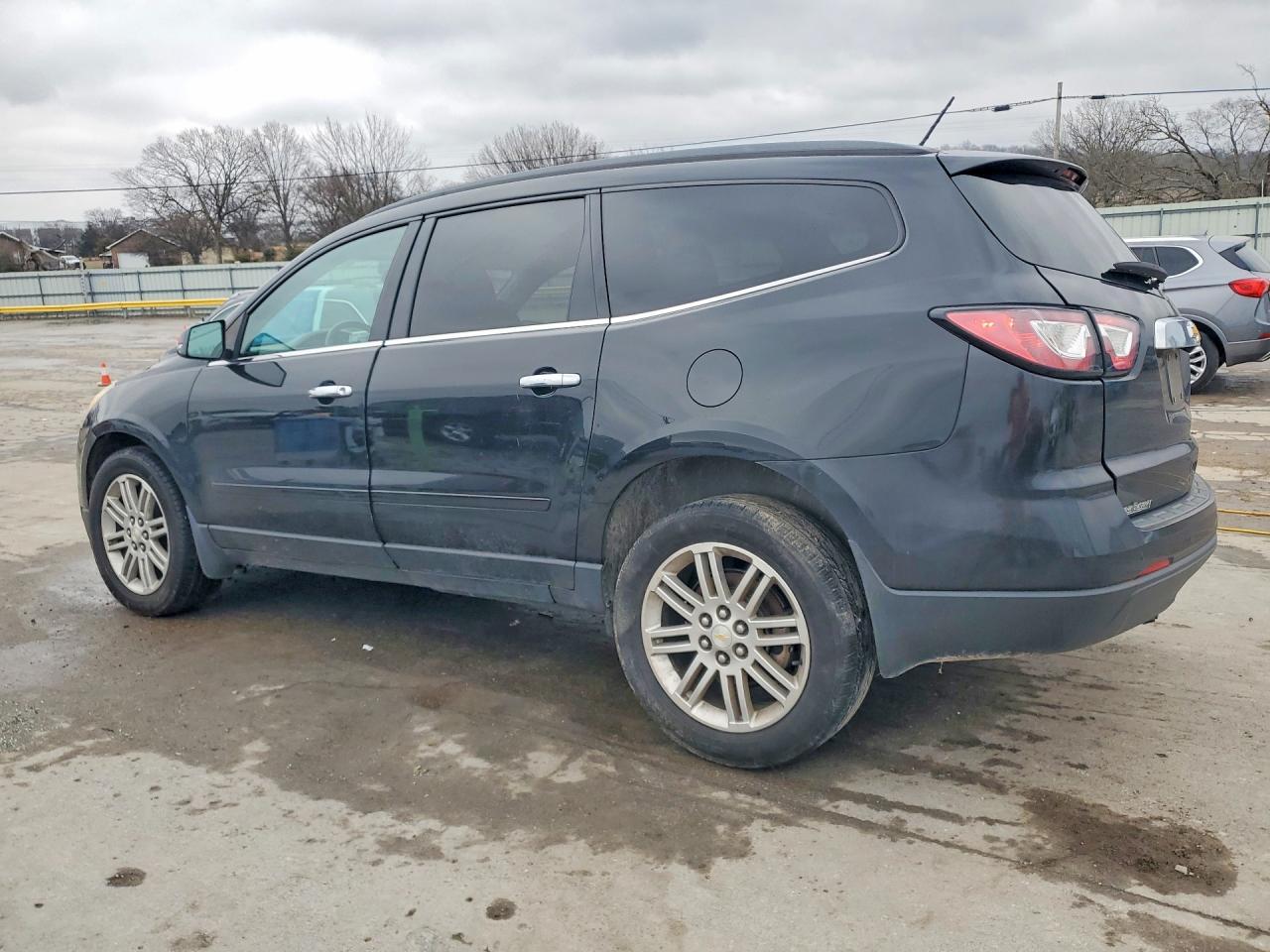 2015 Chevrolet Traverse Lt - Фото 2