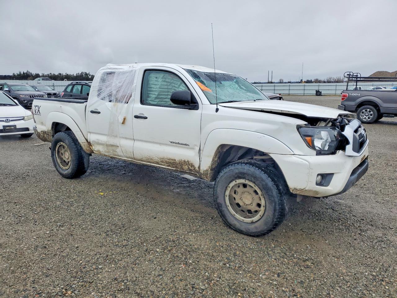 2014 Toyota Tacoma Double Cab - Image 4