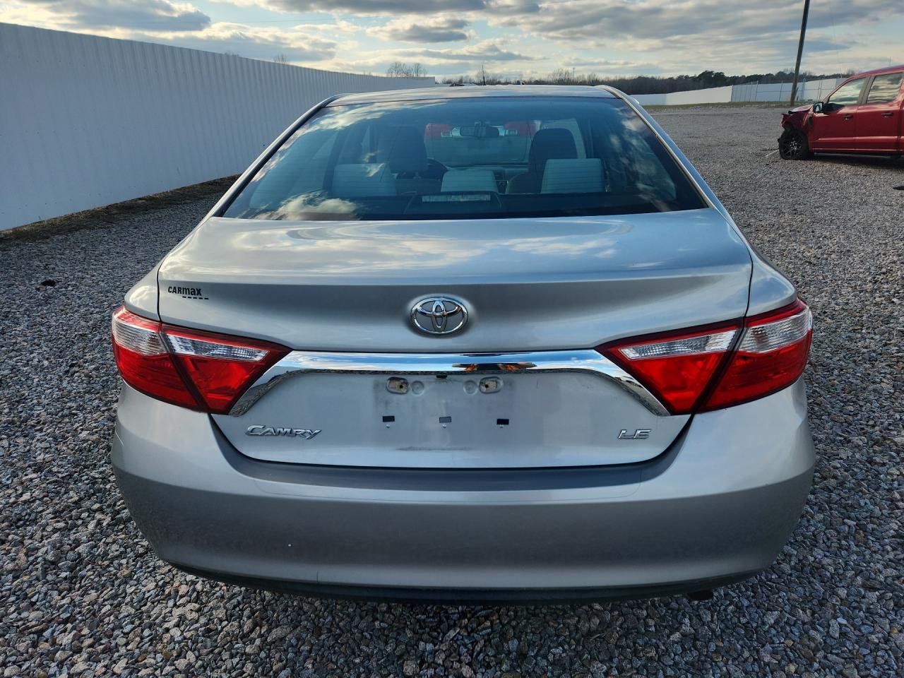 2015 Toyota Camry Le - Image 6