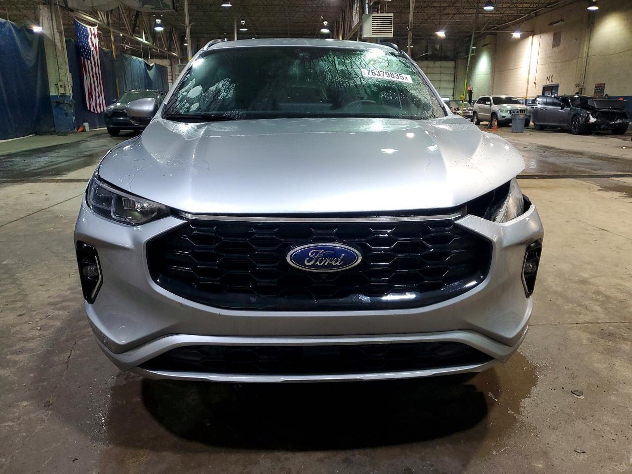2023 Ford Escape St Line Elite - Фото 5