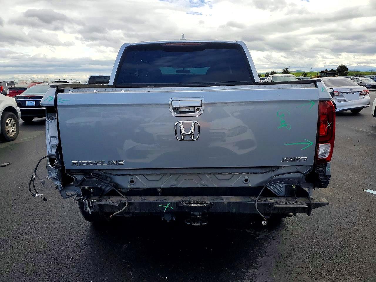 2019 Honda Ridgeline Sport - Image 6