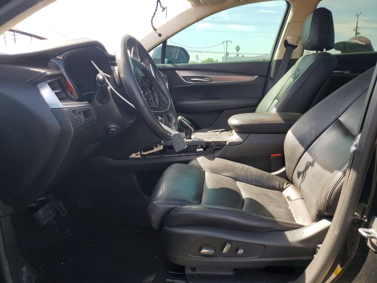 2017 Cadillac Xt5 Luxury - Image 7