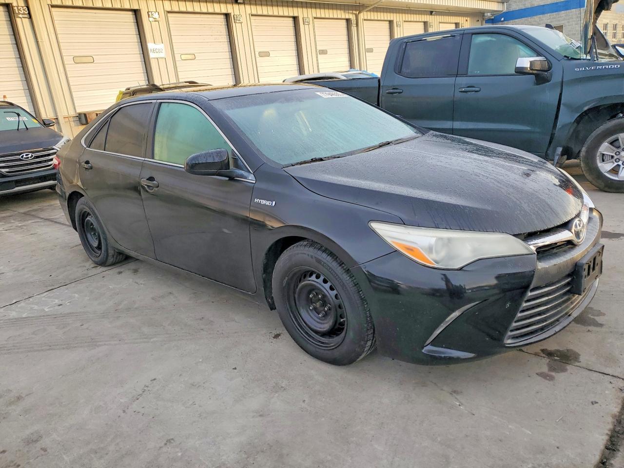 2015 Toyota Camry Hybrid Le - Фото 4