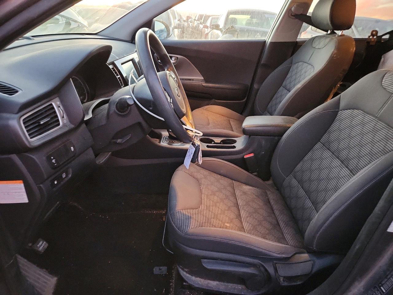 2017 Kia Niro Fe - Фото 7