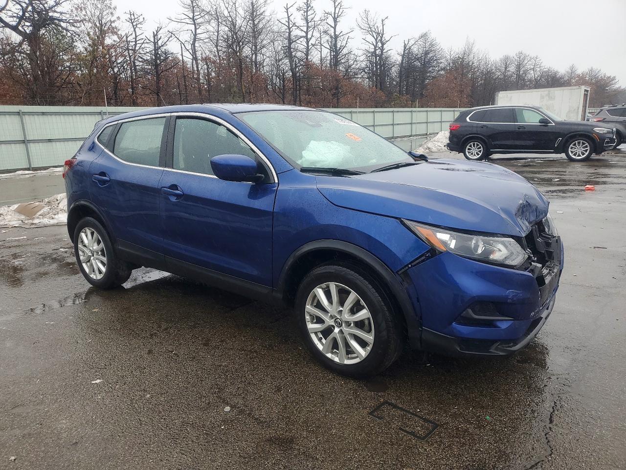 2021 Nissan Rogue Sport S - Фото 4