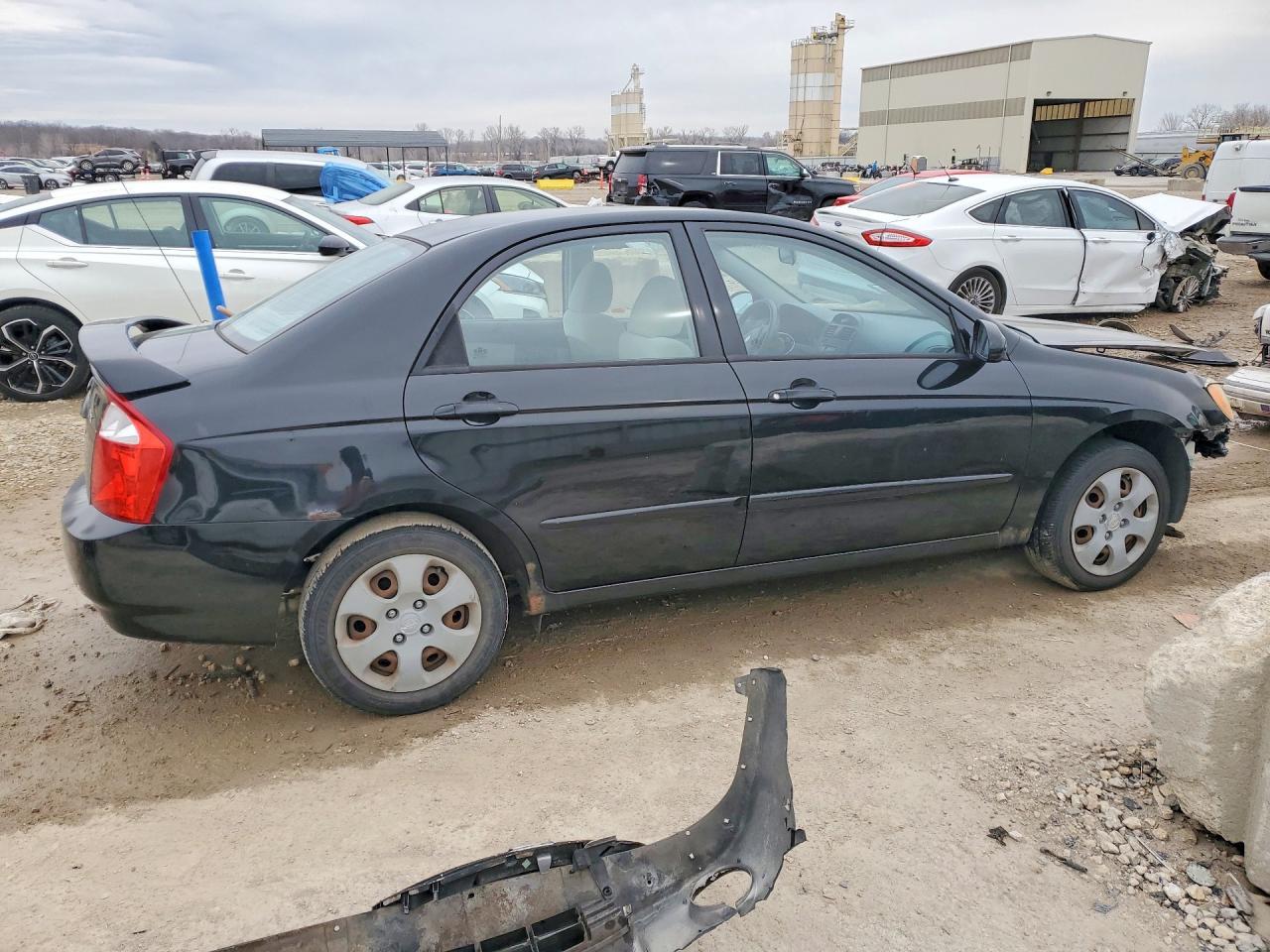 2005 Kia Spectra Lx - Image 3