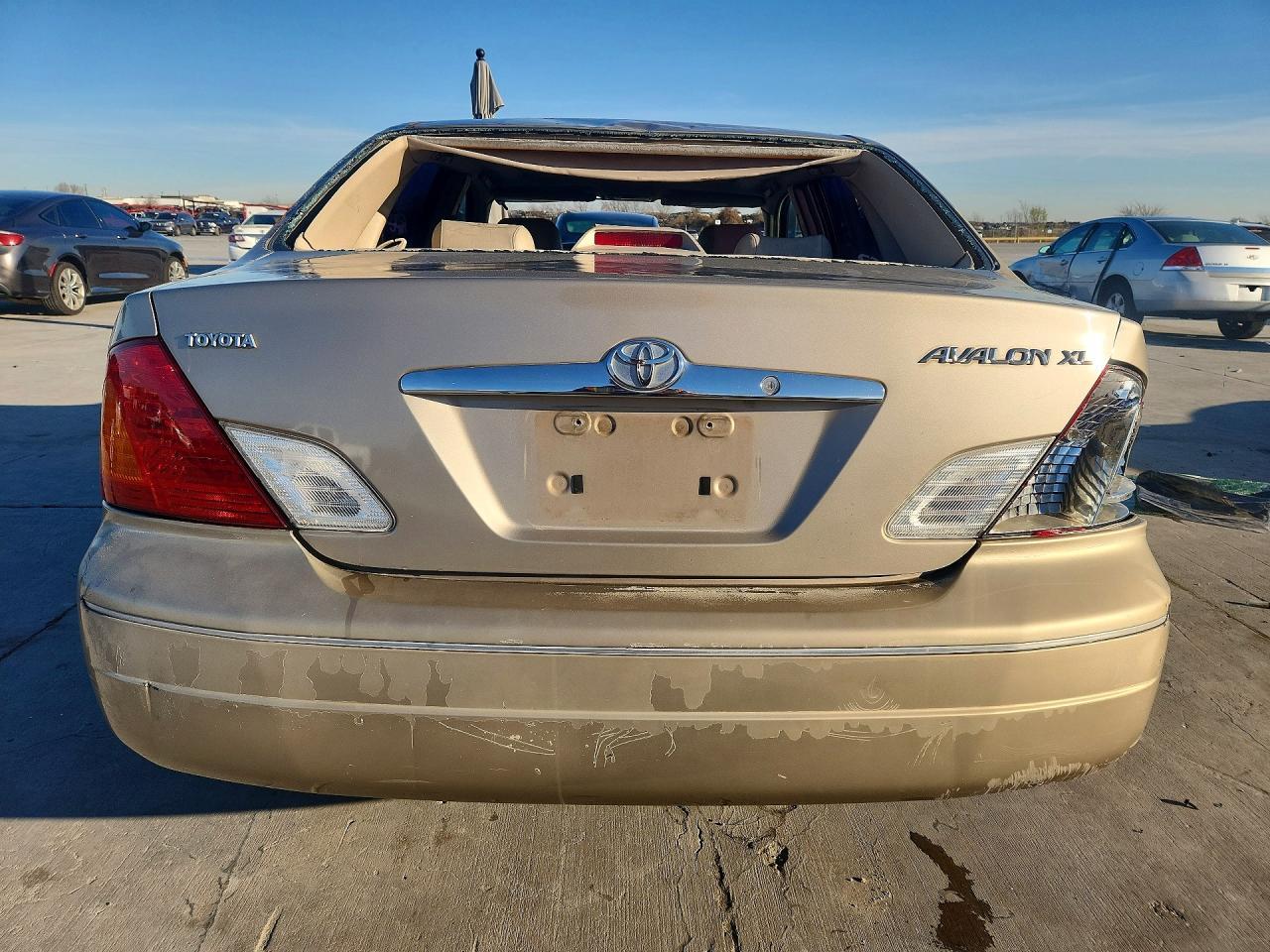 2000 Toyota Avalon Xl - Image 6