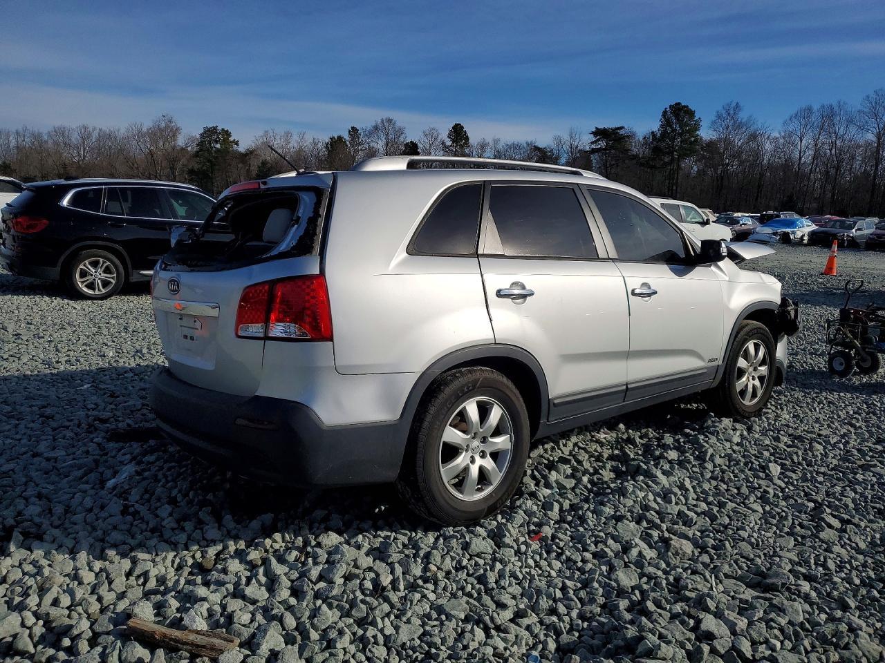 2012 Kia Sorento Lx - Фото 3
