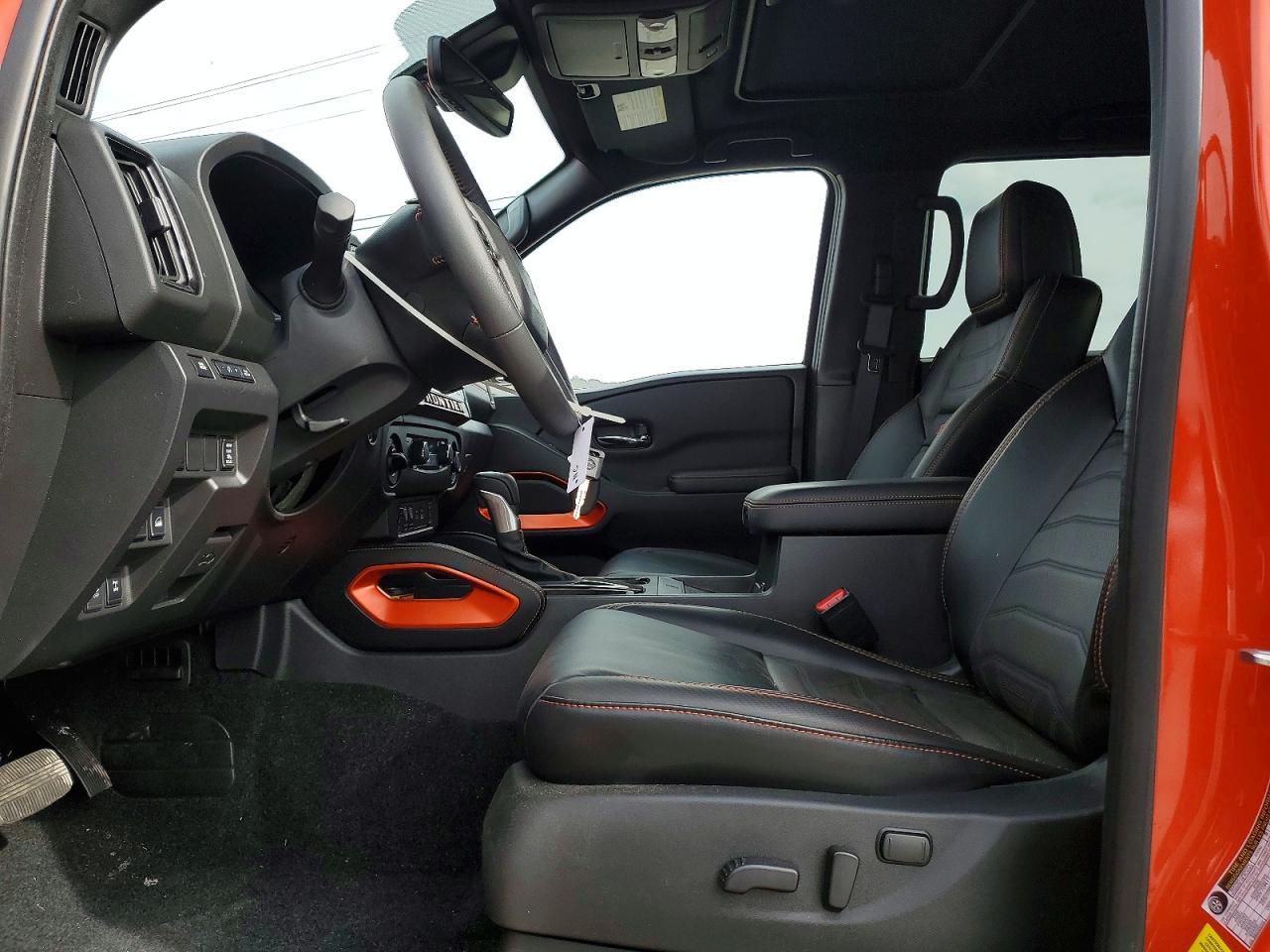 2025 Nissan Frontier Pro-4X - Фото 7