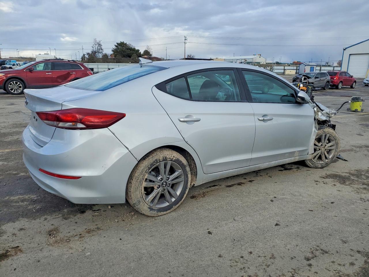 2018 Hyundai Elantra Value Edition - Фото 3