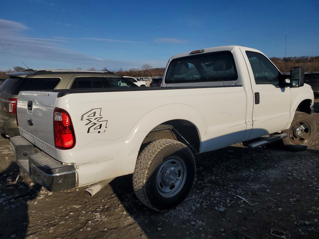 2011 Ford F250 Super Duty - Фото 3
