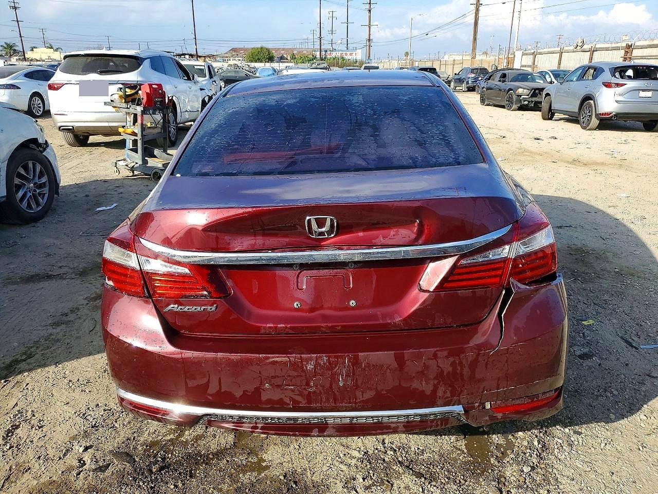 2017 Honda Accord Lx - Фото 6