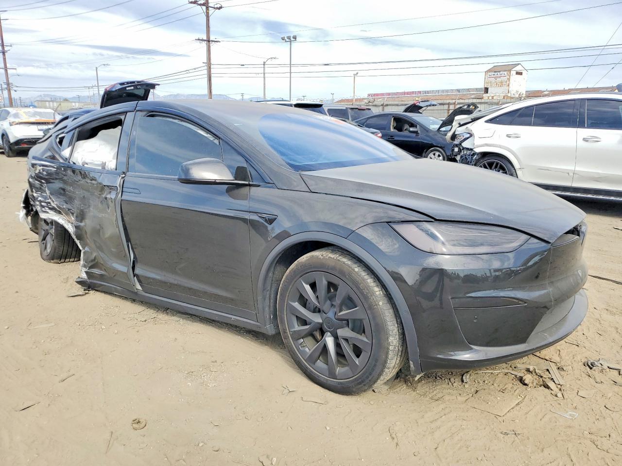 2022 Tesla Model X - Фото 4