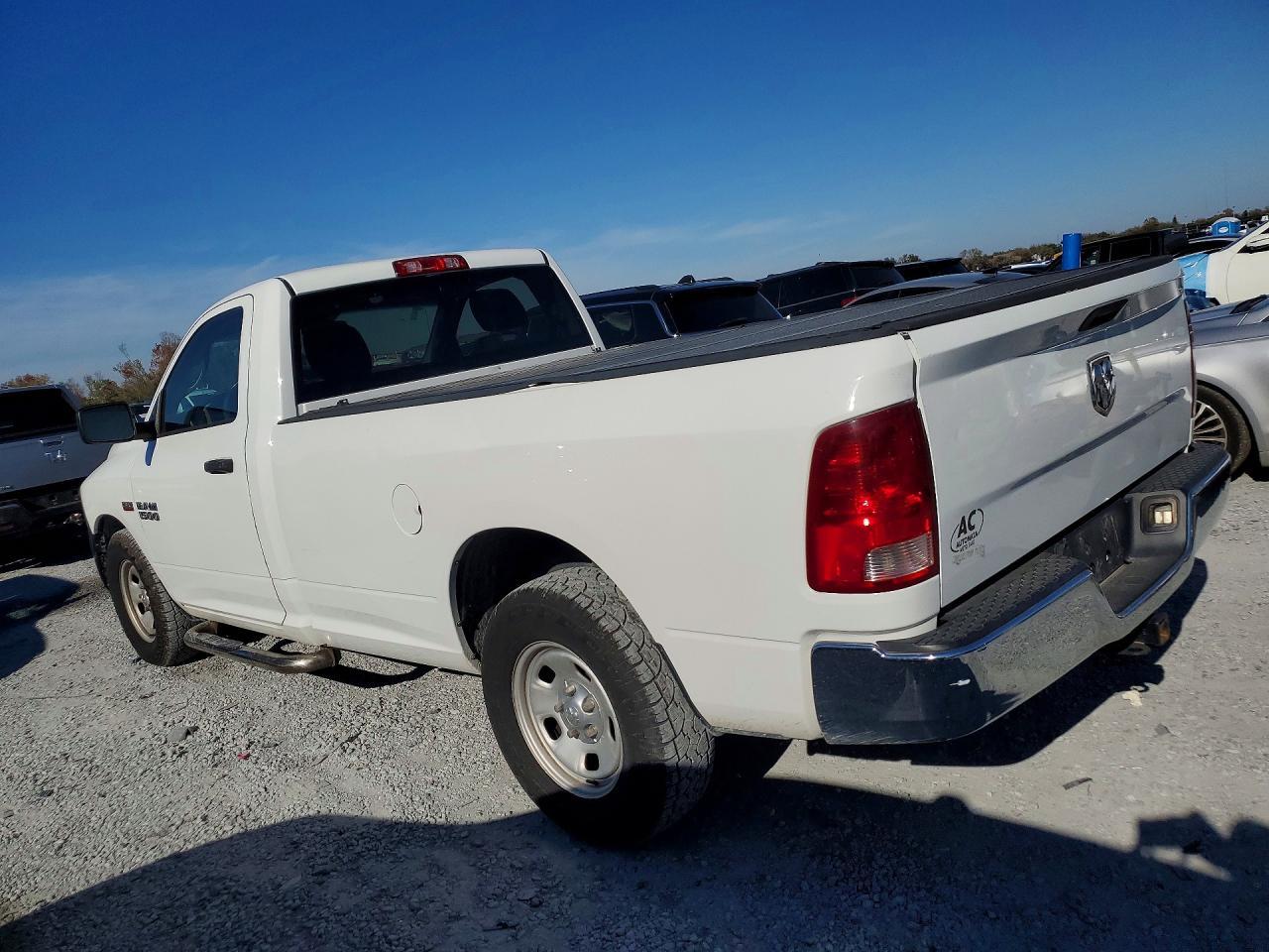 2017 Ram 1500 St - Фото 2