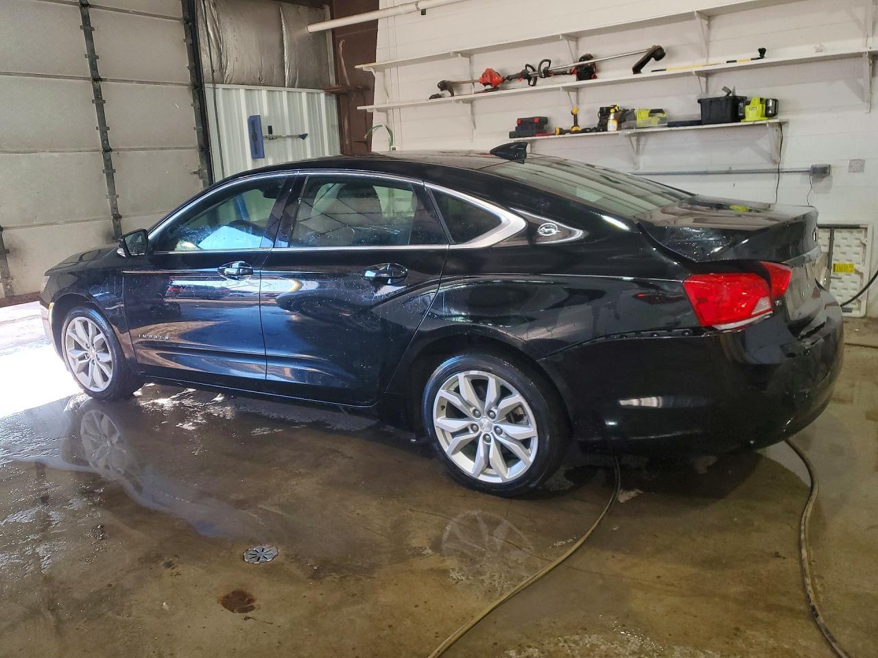 2017 Chevrolet Impala Lt - Image 2