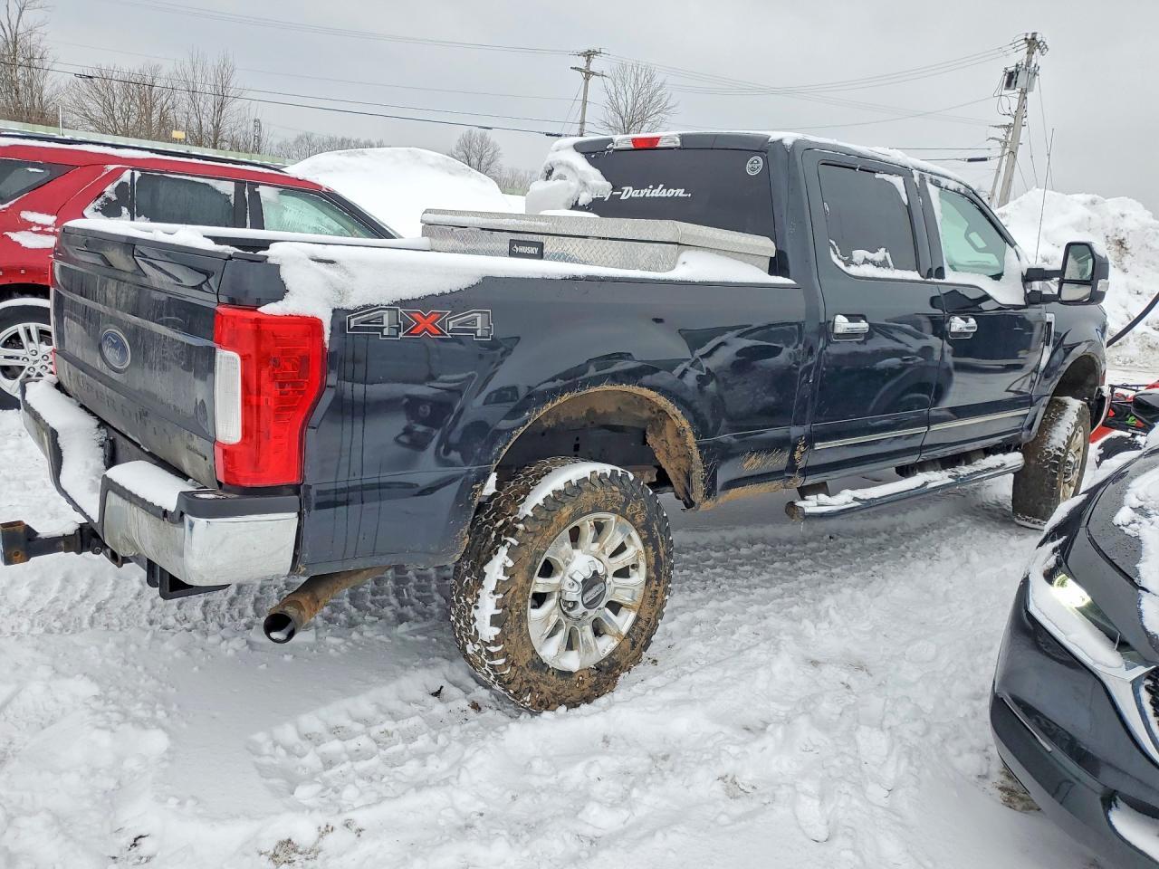 2018 Ford F250 Super Duty - Image 3