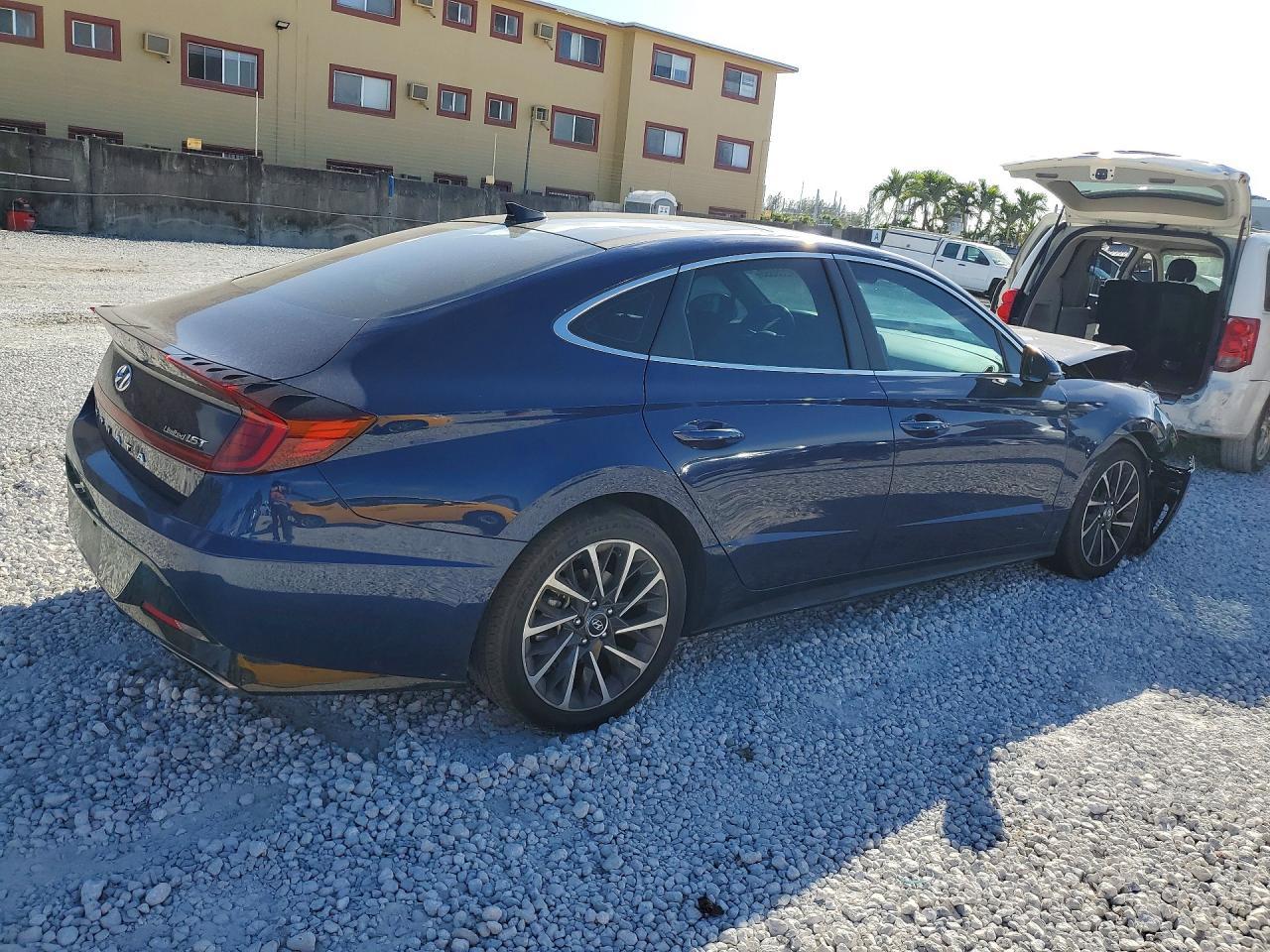 2021 Hyundai Sonata Limited - Image 3