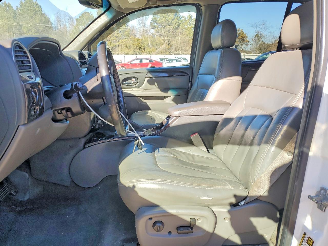 2004 GMC Envoy Xuv - Фото 7