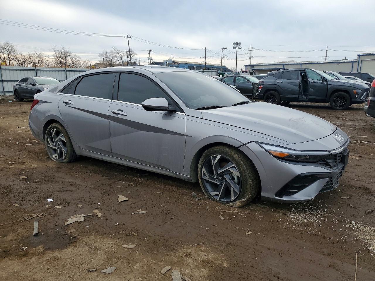 2025 Hyundai Elantra Sel - Фото 4