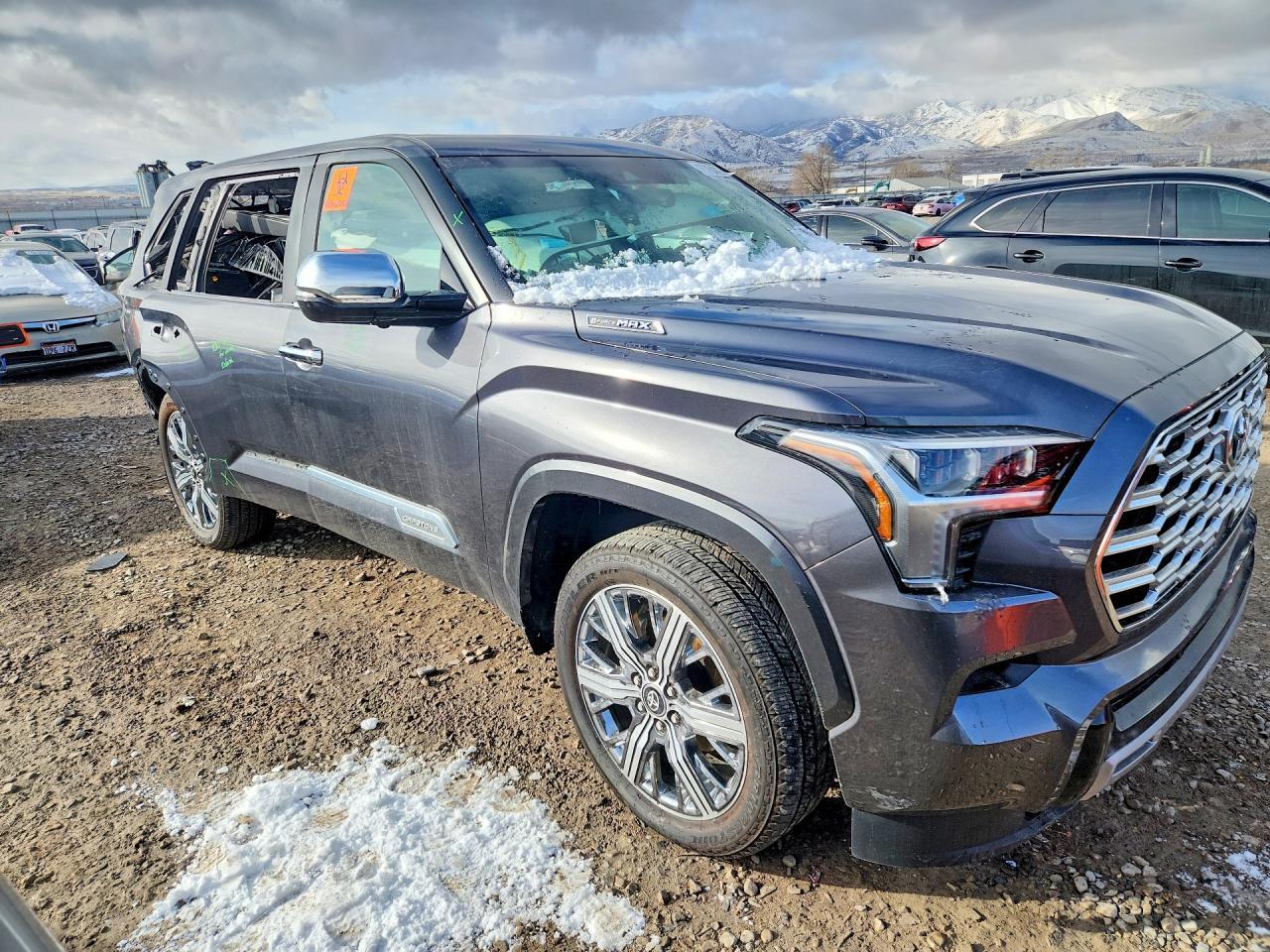 2025 Toyota Sequoia Capstone - Фото 4