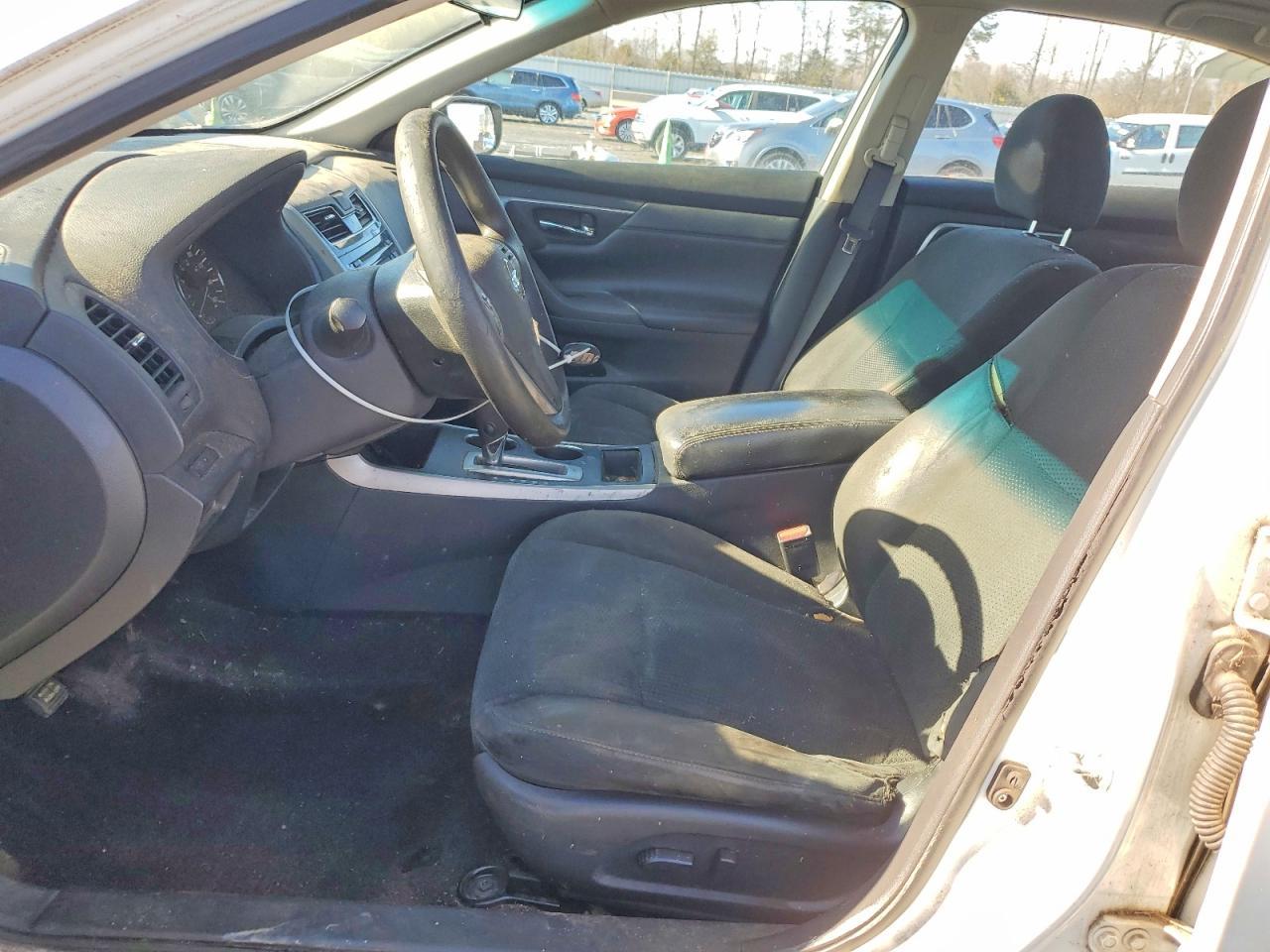 2015 Nissan Altima 2.5 - Фото 7