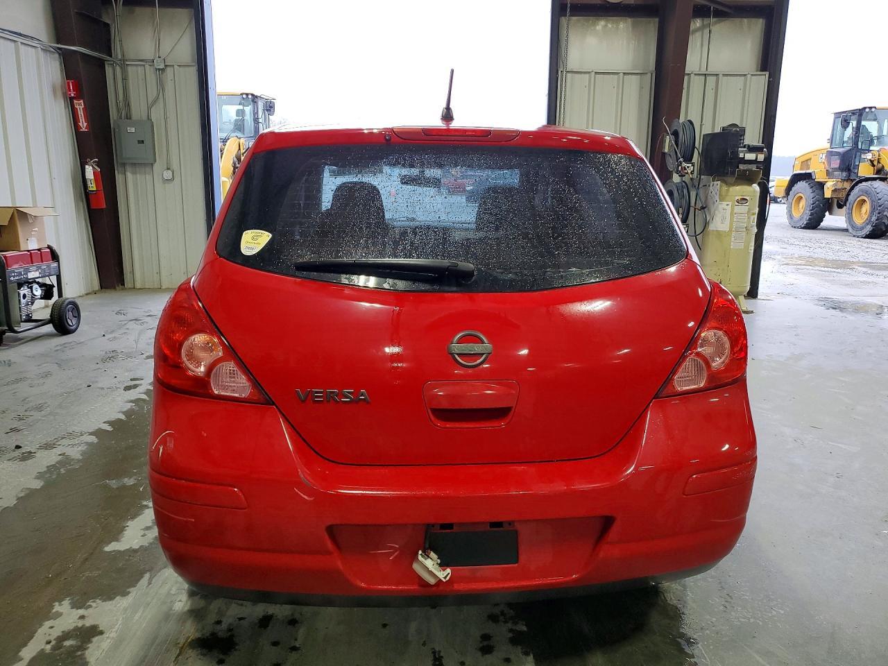 2010 Nissan Versa S - Image 6
