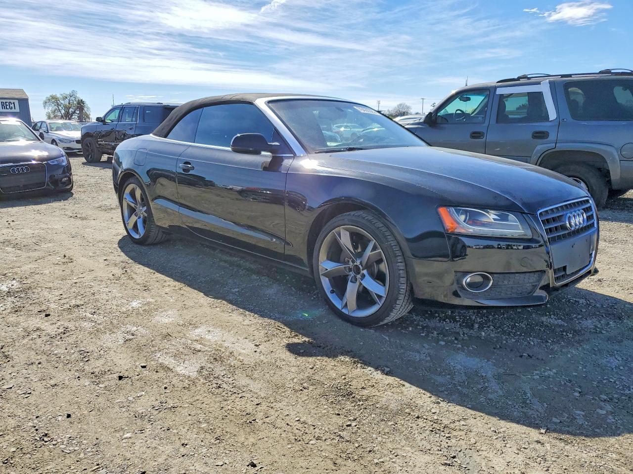 2011 Audi A5 Premium Plus - Фото 4