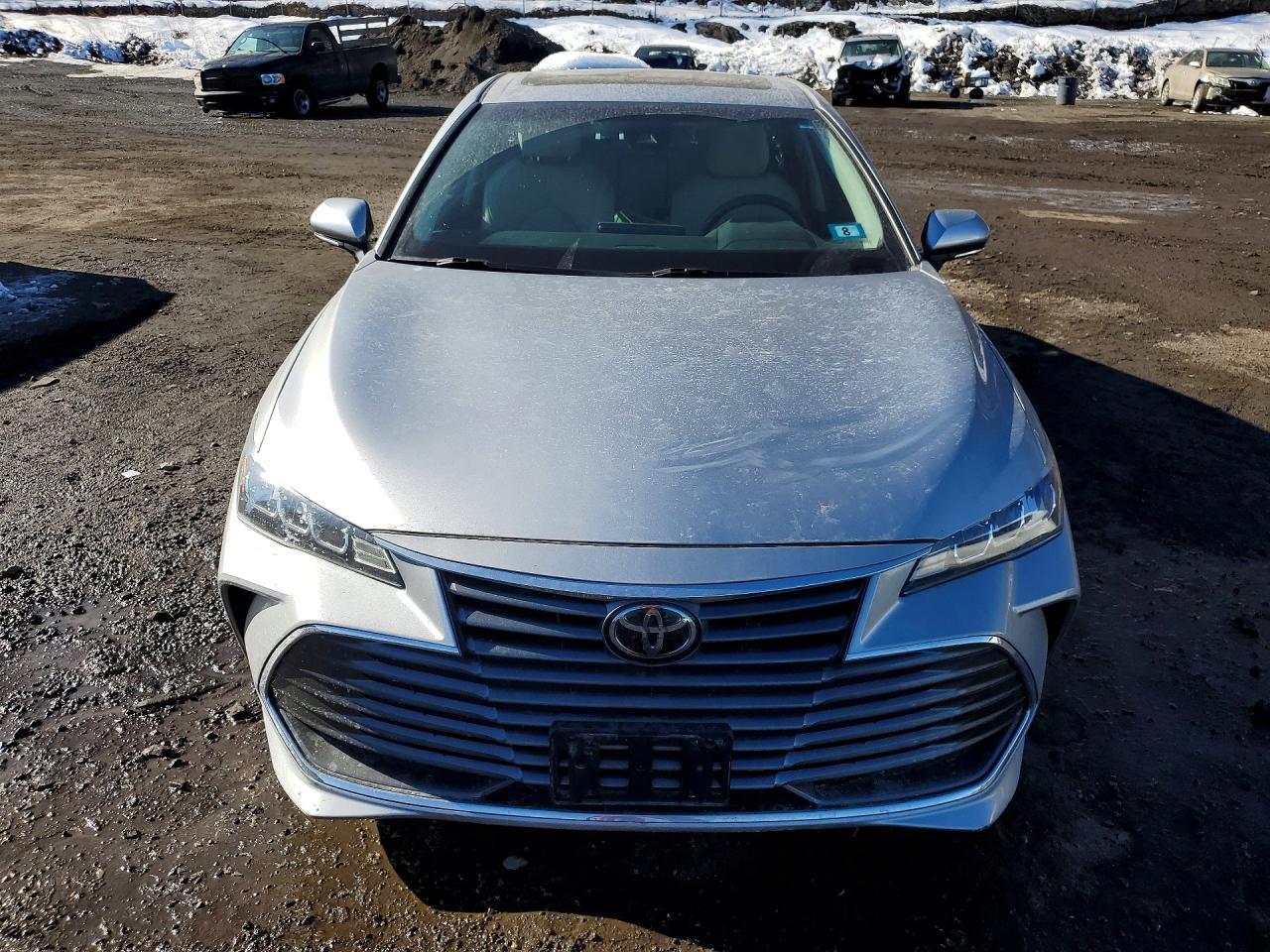 2019 Toyota Avalon Xle - Фото 5