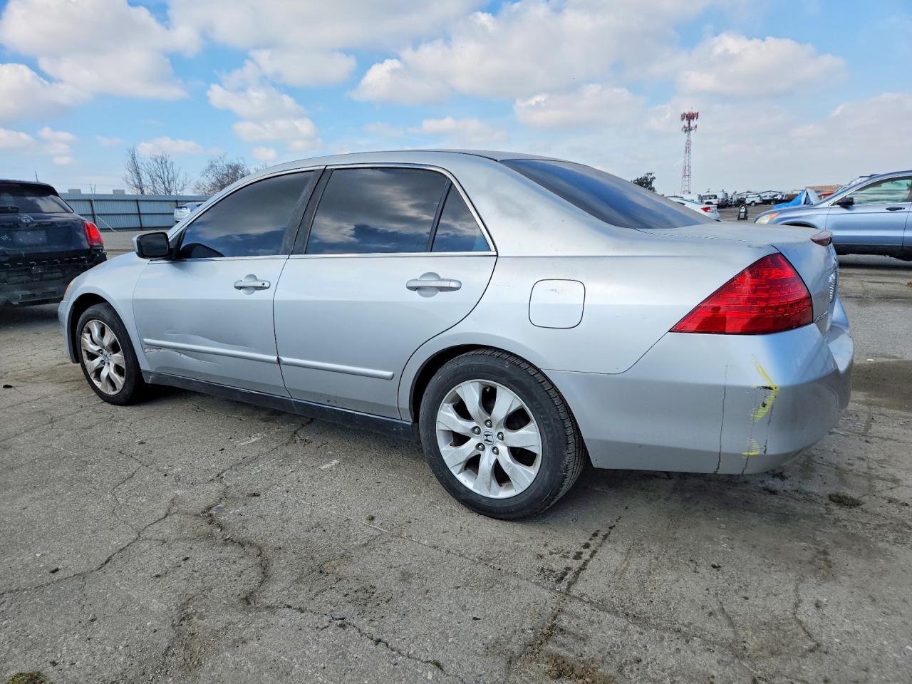 2007 Honda Accord Lx - Image 2