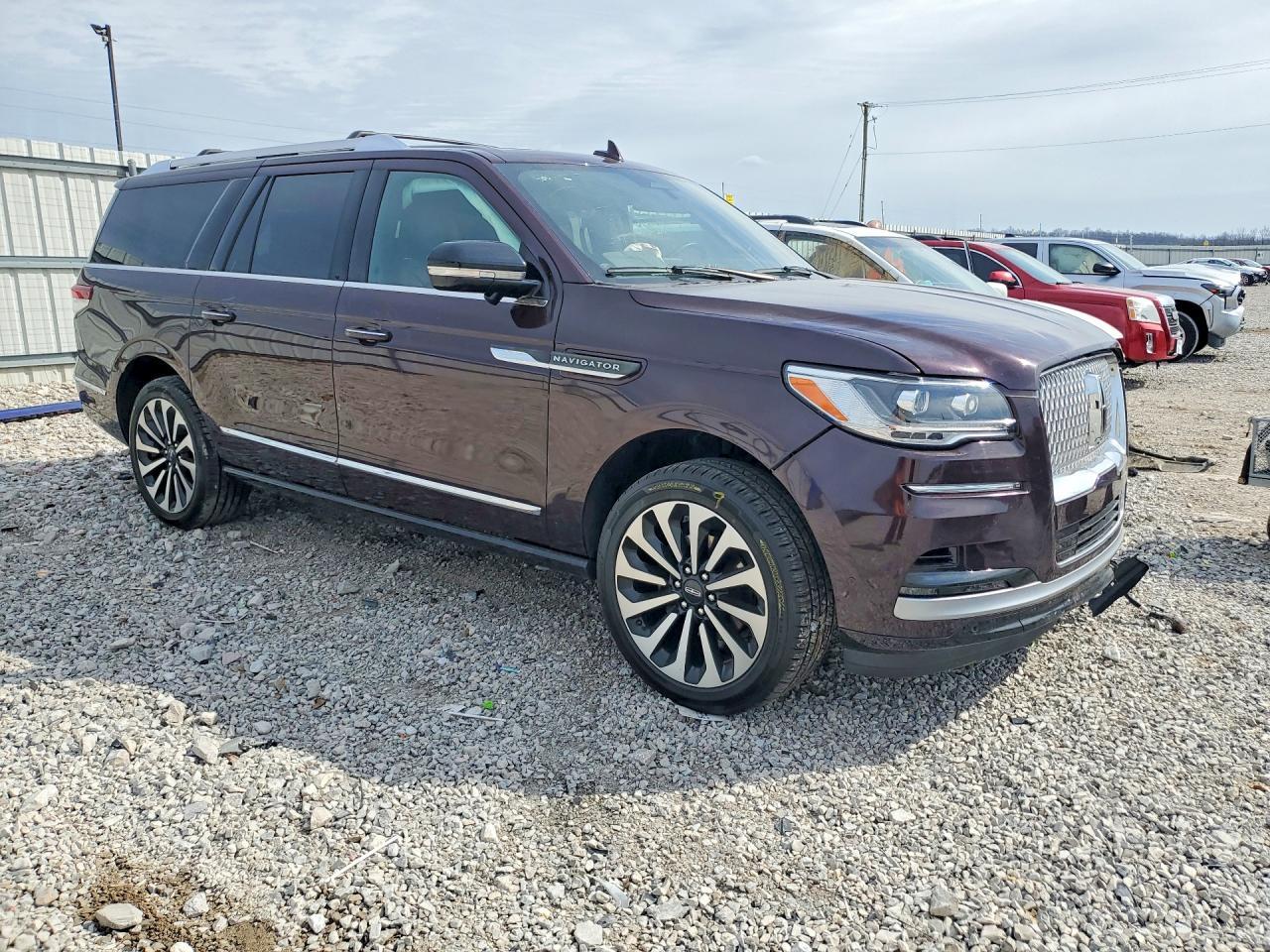 2023 Lincoln Navigator L Reserve - Image 4