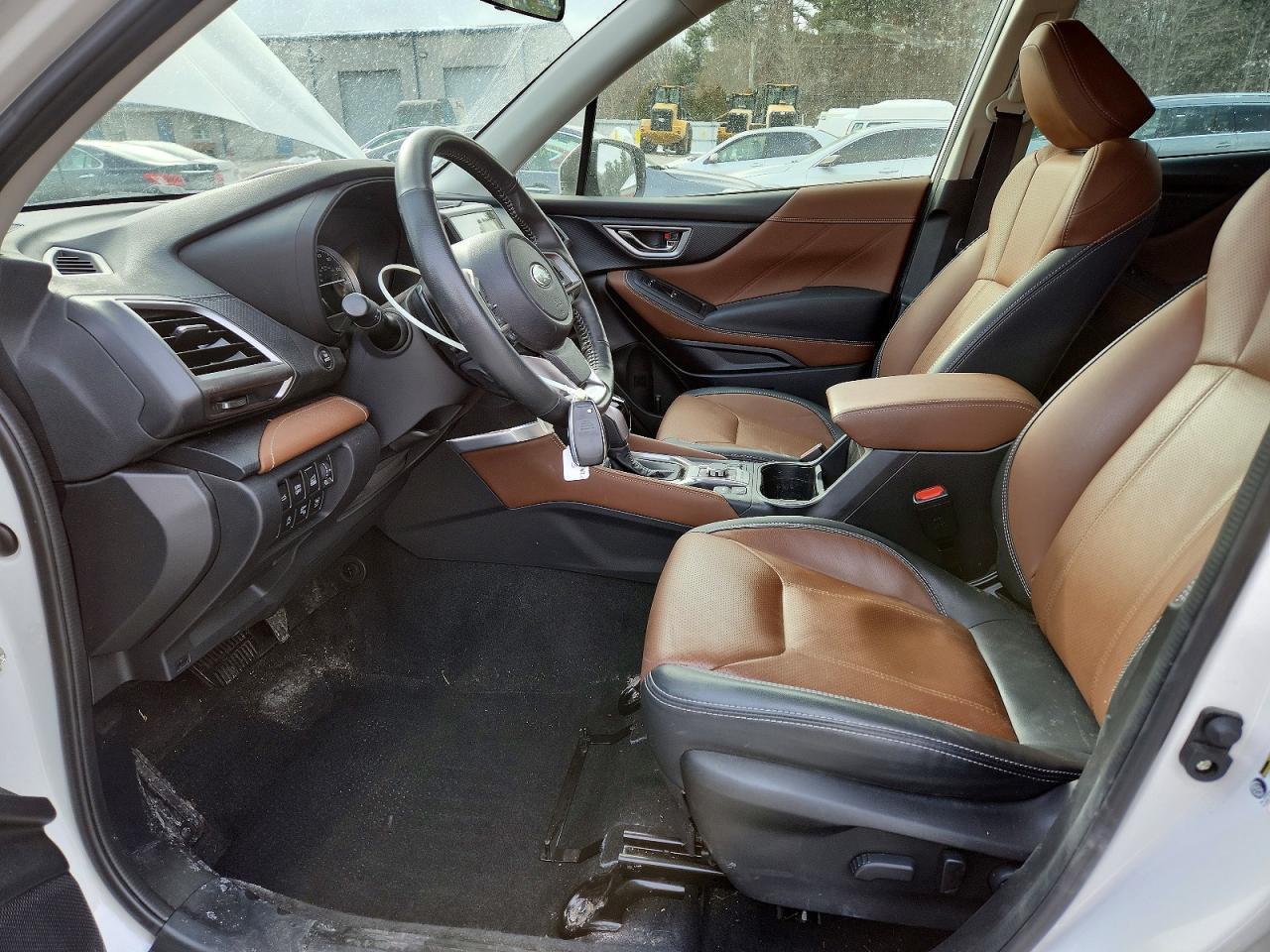 2023 Subaru Forester Touring - Image 7