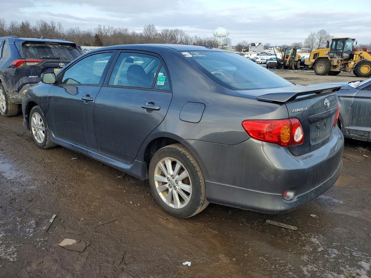 2010 Toyota Corolla Base - Фото 2