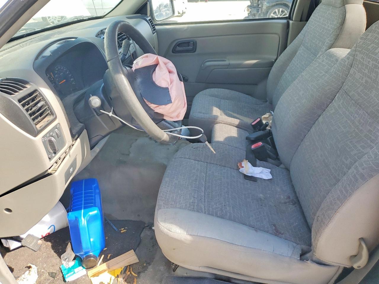 2005 Chevrolet Colorado - Image 7