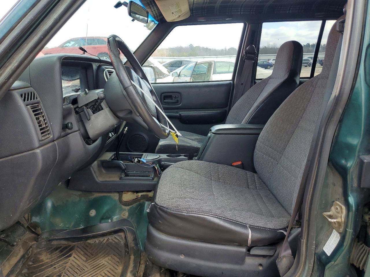 2000 Jeep Cherokee Sport - Фото 7