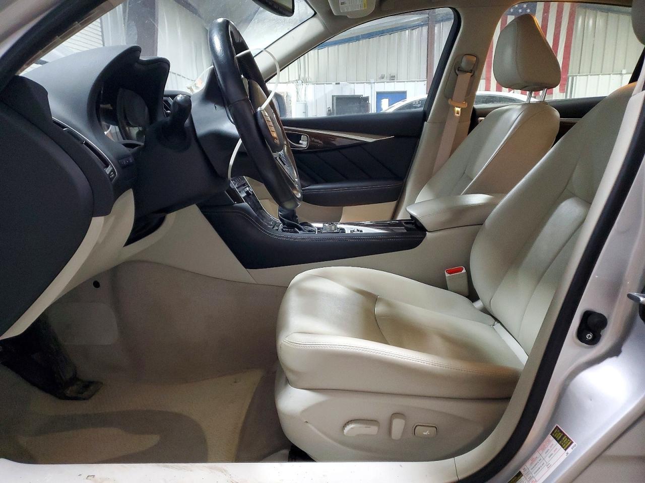 2019 Infiniti Q50 Luxe - Image 7