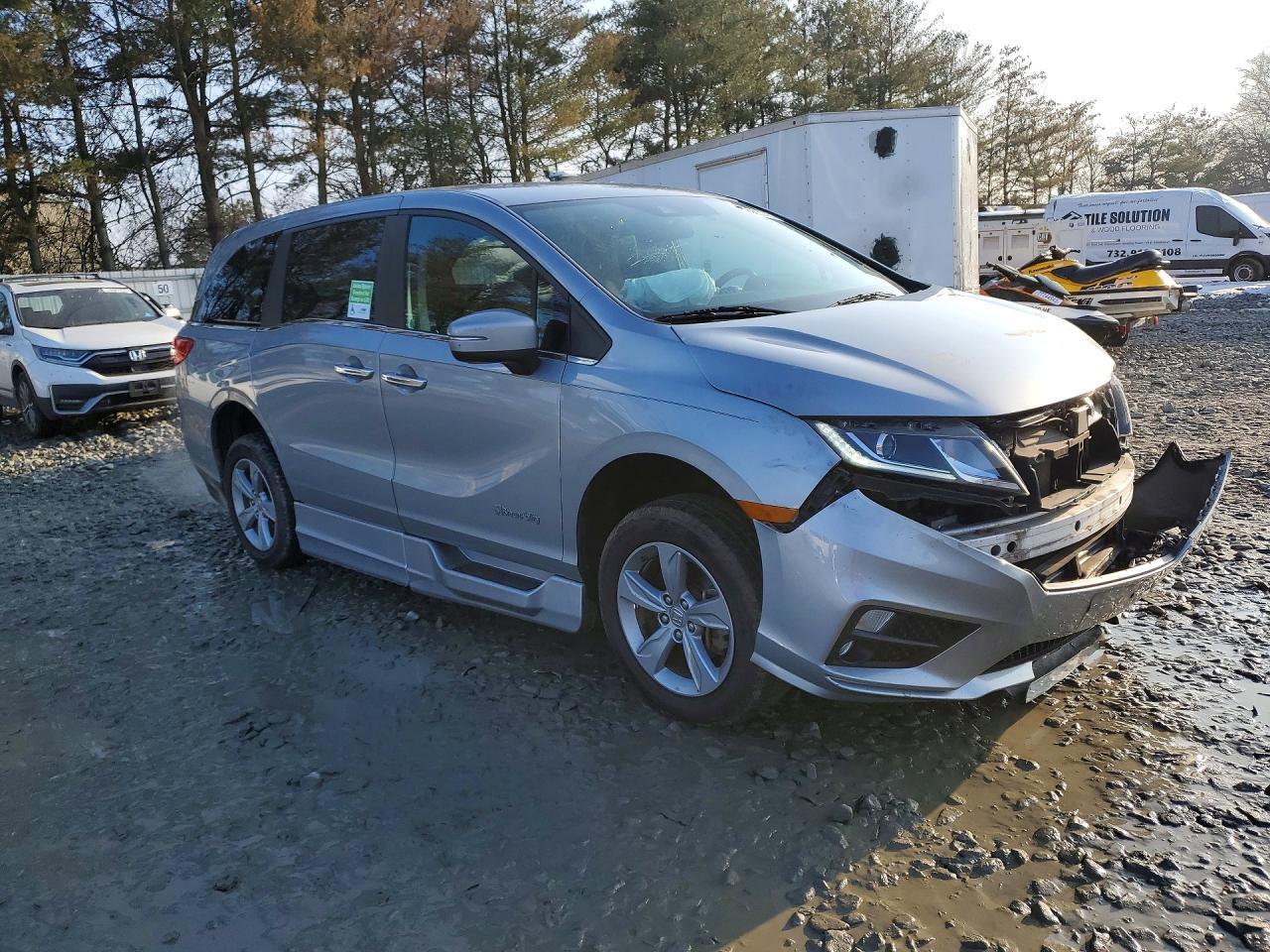 2018 Honda Odyssey Ex - Image 4