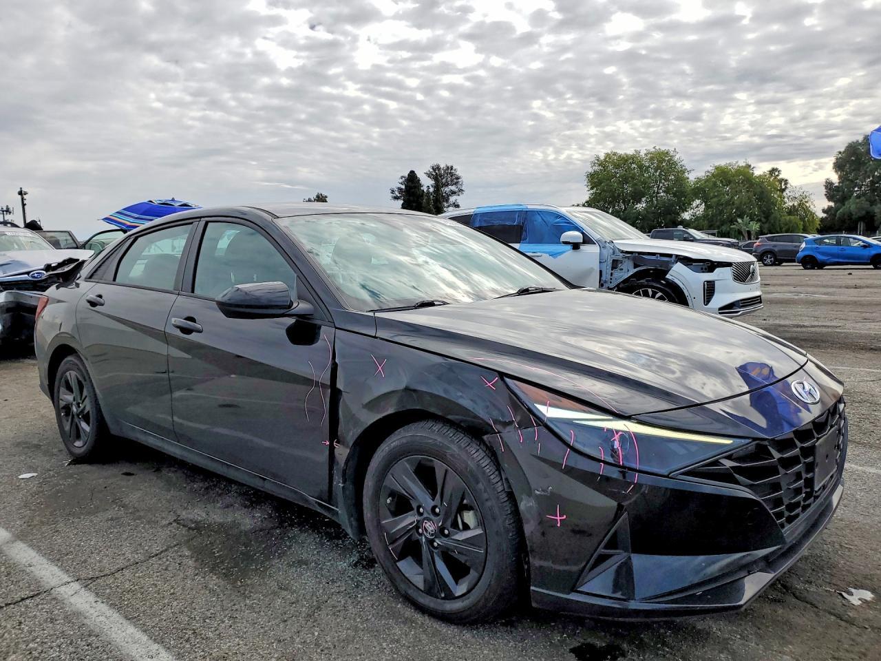 2023 Hyundai Elantra Blue - Фото 4
