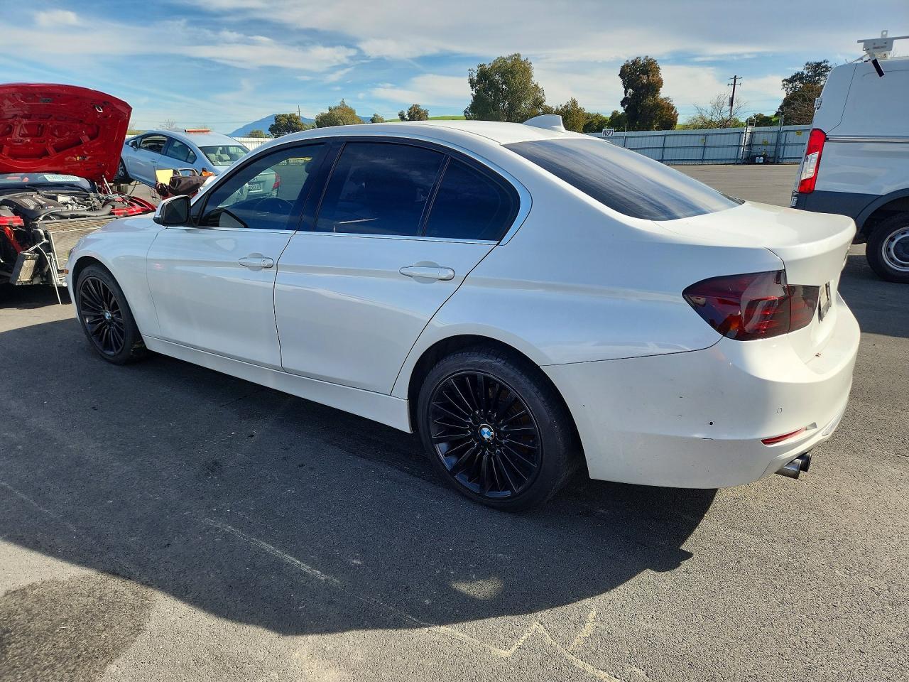 2012 BMW 328 I Sulev - Фото 2