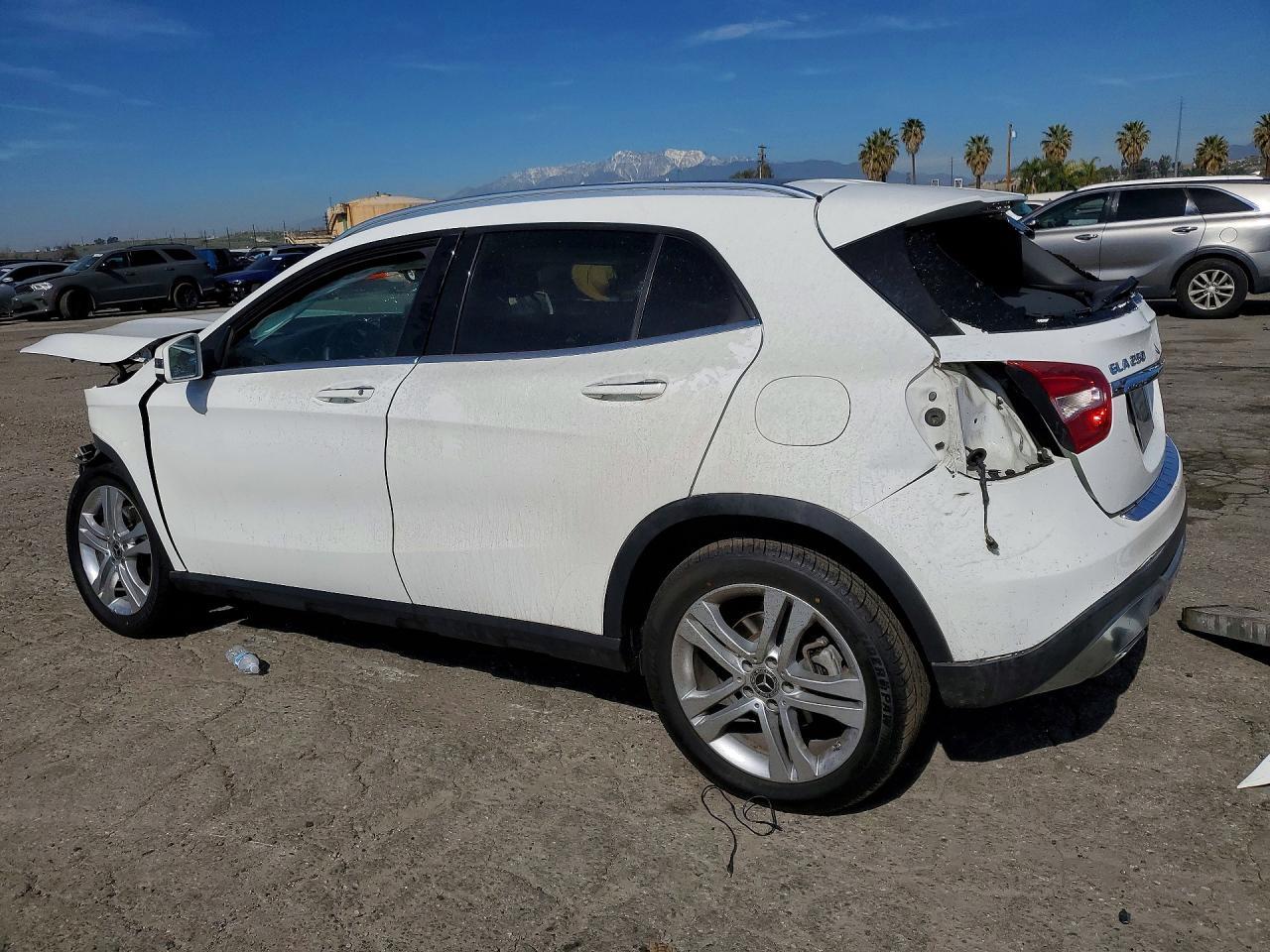 2018 Mercedes-Benz Gla 250 4Matic - Фото 2