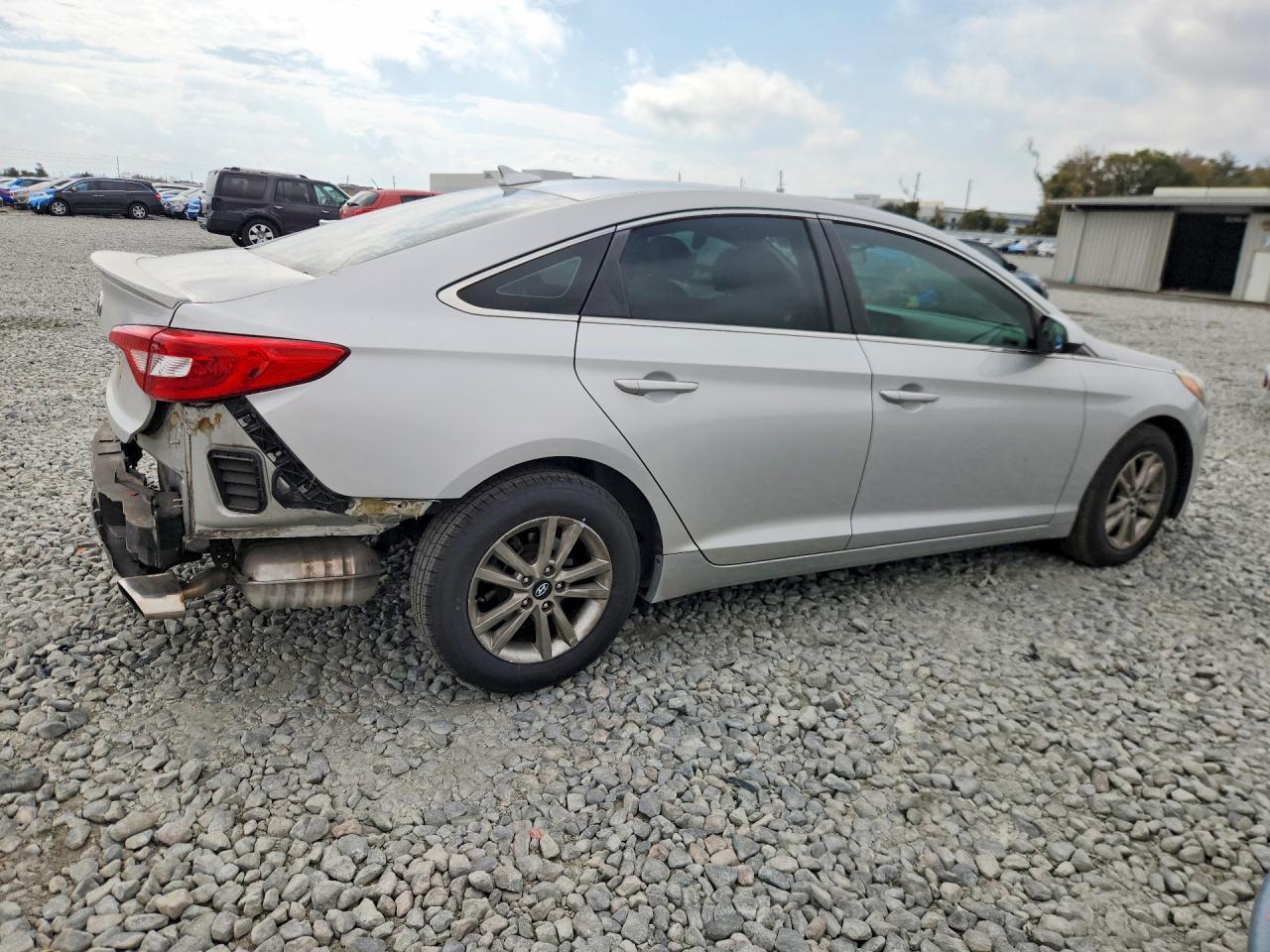 2015 Hyundai Sonata Se - Фото 3