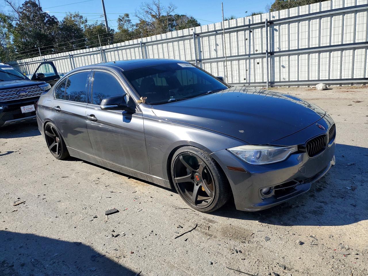 2013 BMW 335 I - Фото 4