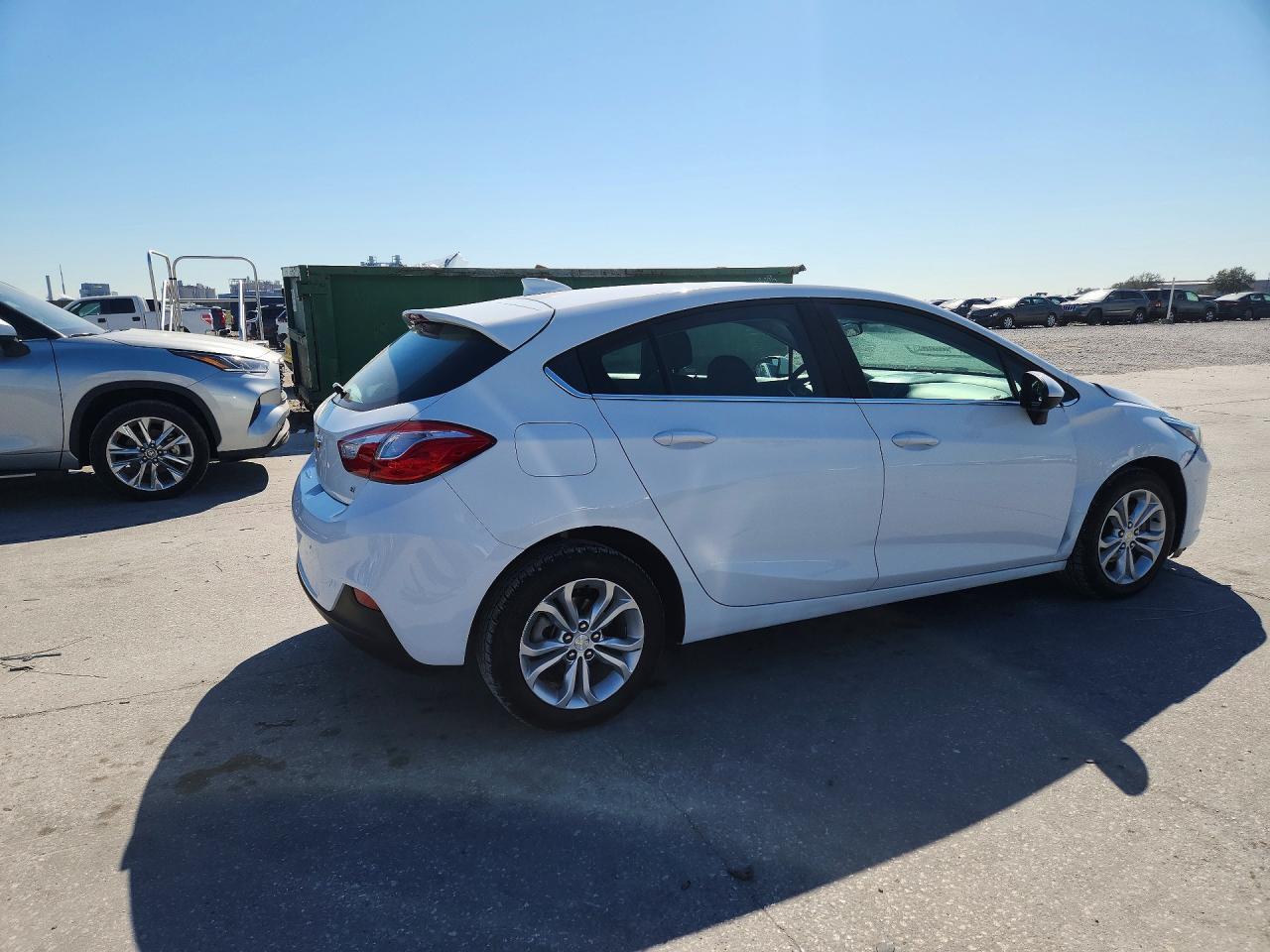 2019 Chevrolet Cruze Lt - Фото 3