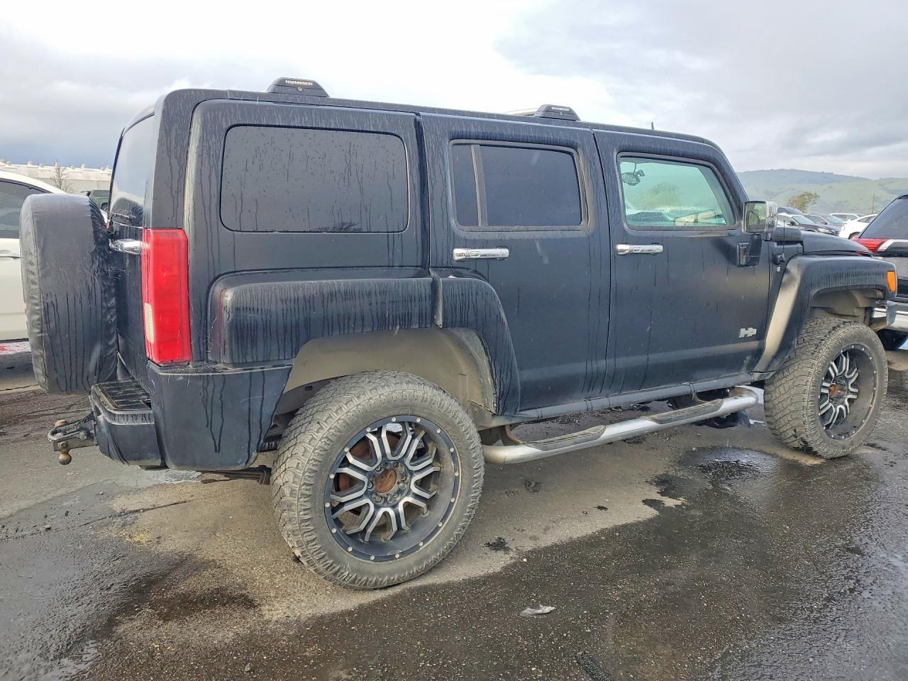 2007 Hummer H3 - Image 3