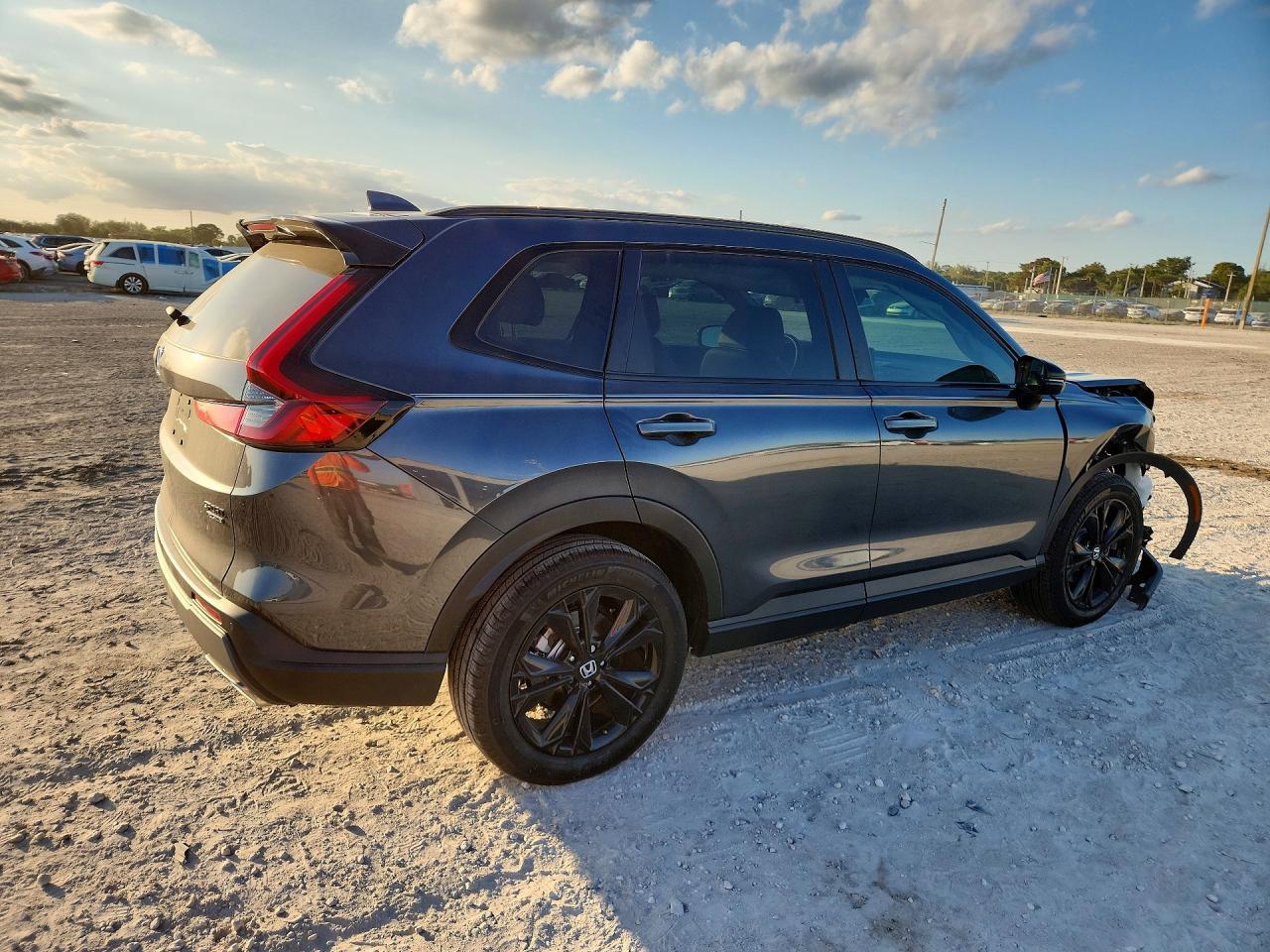 2026 Honda Cr-V Sport Touring - Image 3
