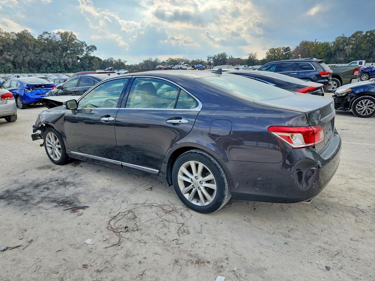 2011 Lexus Es 350 Base - Фото 2