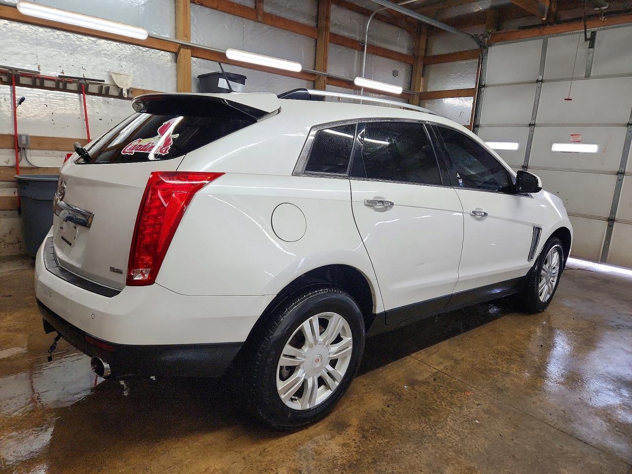 2015 Cadillac Srx Luxury Collection - Image 3