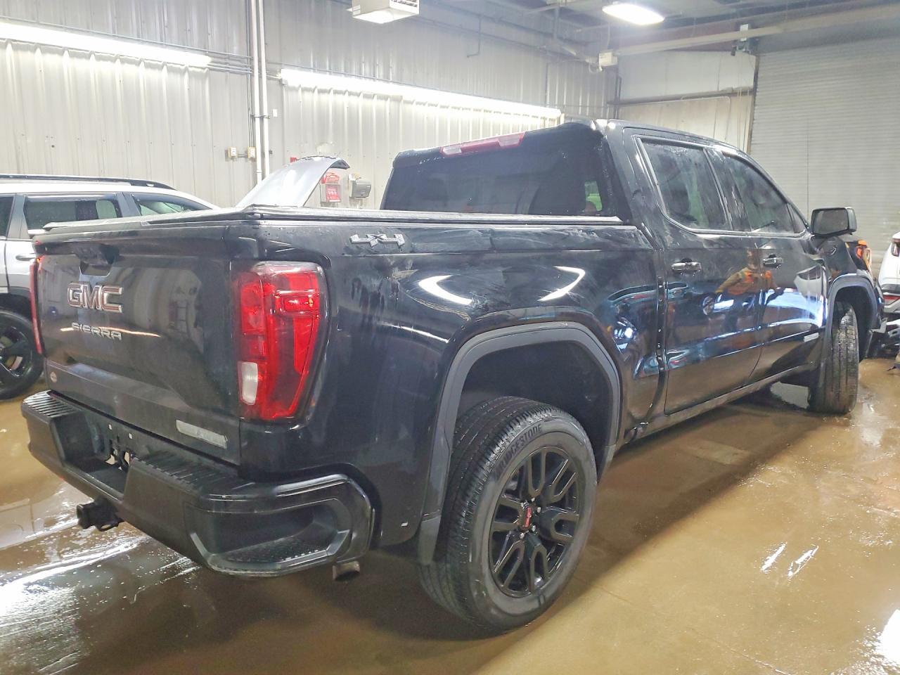 2023 GMC Sierra K1500 Elevation-L - Фото 3