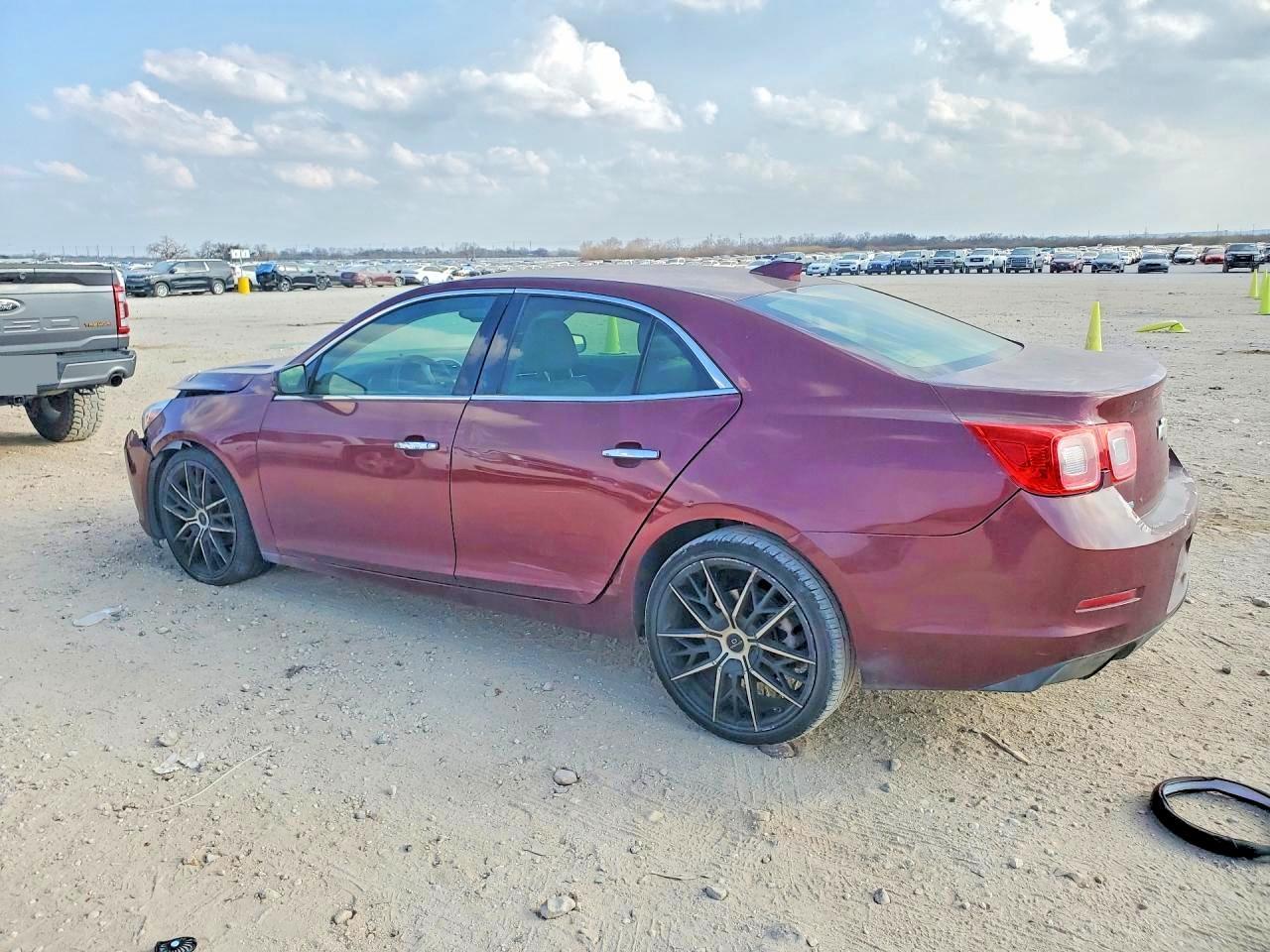 2015 Chevrolet Malibu Ltz - Image 2